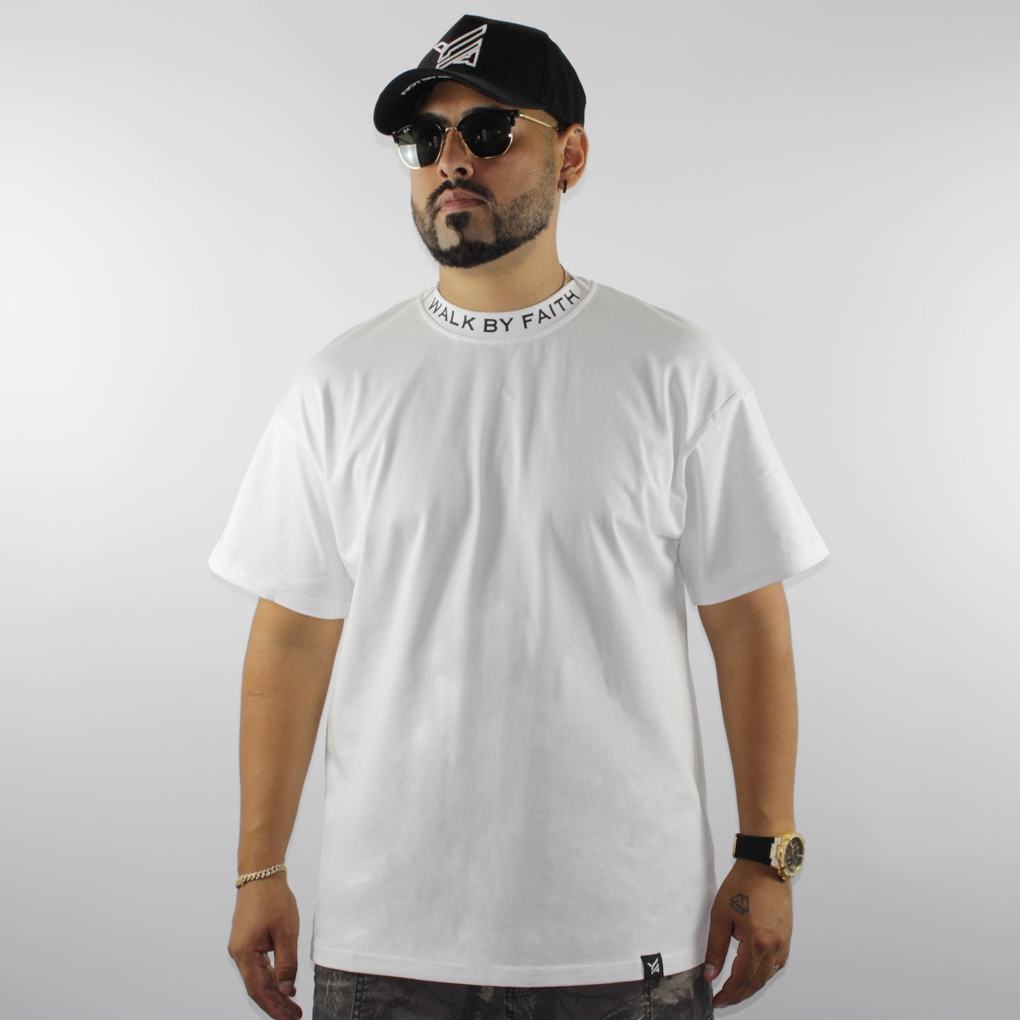 Camiseta Premium Caminar Con Fe
